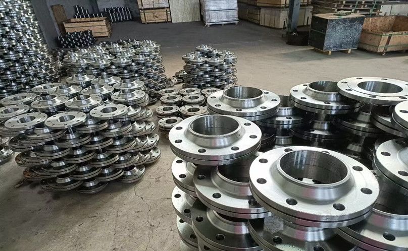 نظرة عامة على الشفاه وملحقاتها