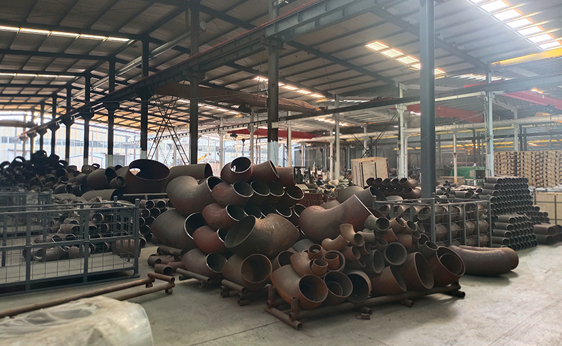 اختيار مادة الكوع: كيفية اختيار المادة المناسبة وفقًا لبيئة التطبيق