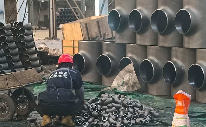 ما هي التطبيقات الصناعية لأنابيب الفولاذ الكربوني؟