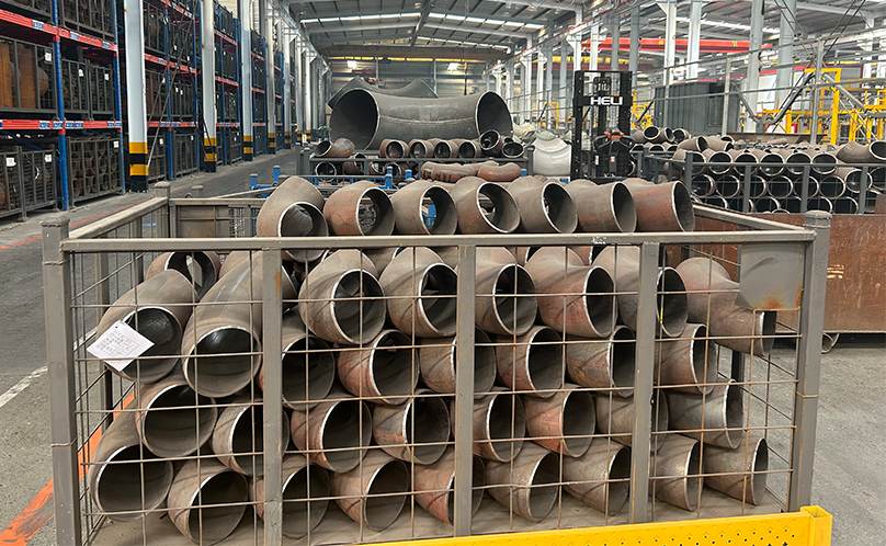 مقدمة عن تجهيزات الأنابيب المصنوعة من الفولاذ الكربوني