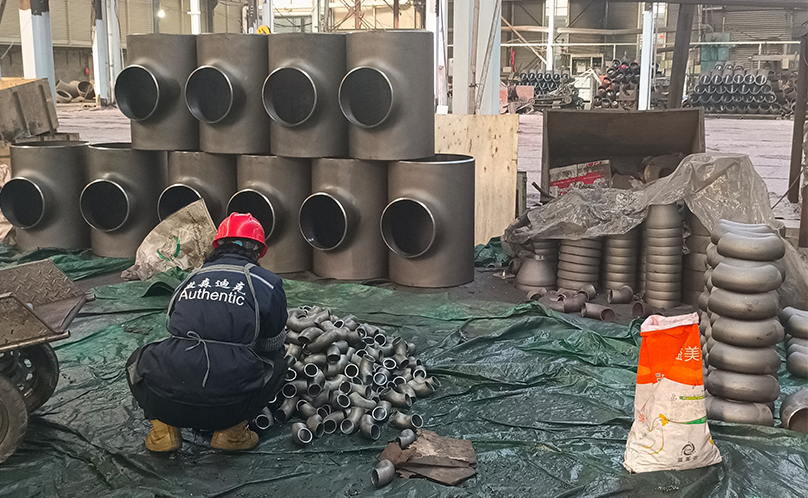 الأنواع الرئيسية من تجهيزات أنابيب الفولاذ المقاوم للصدأ