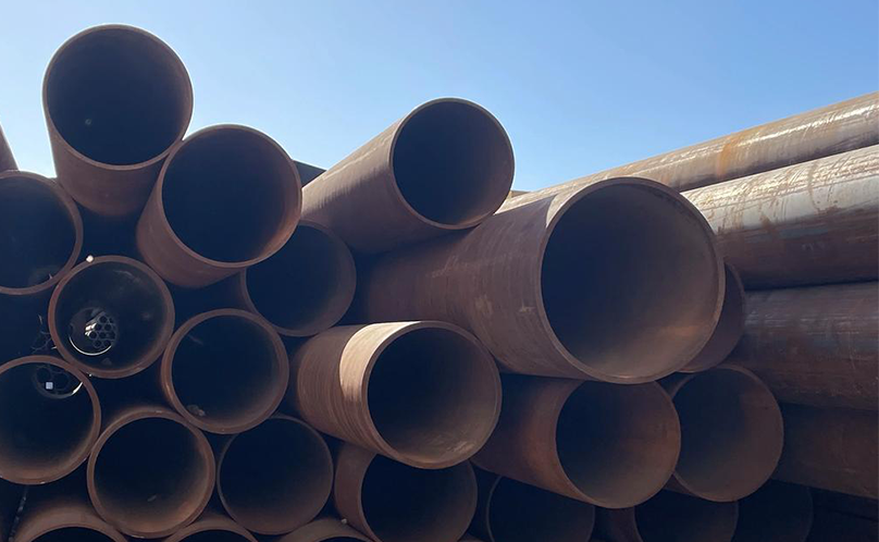 أنابيب فولاذية غير ملحومة لمصانع البتروكيماويات والكيماويات